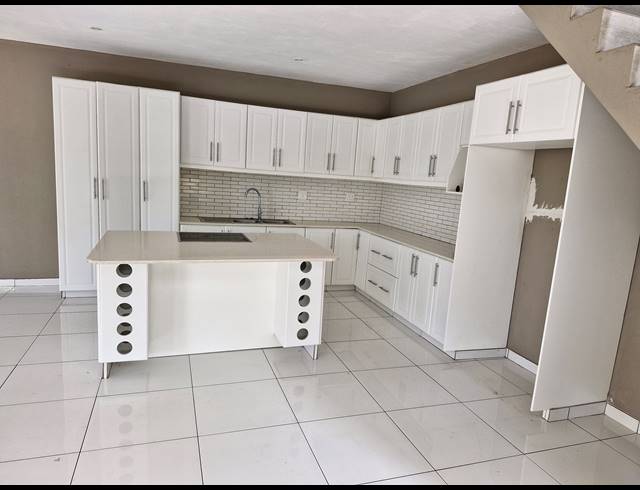 3 BEDROOM GATED ESTATE TO LET IN ZSM INDUSTRIAL